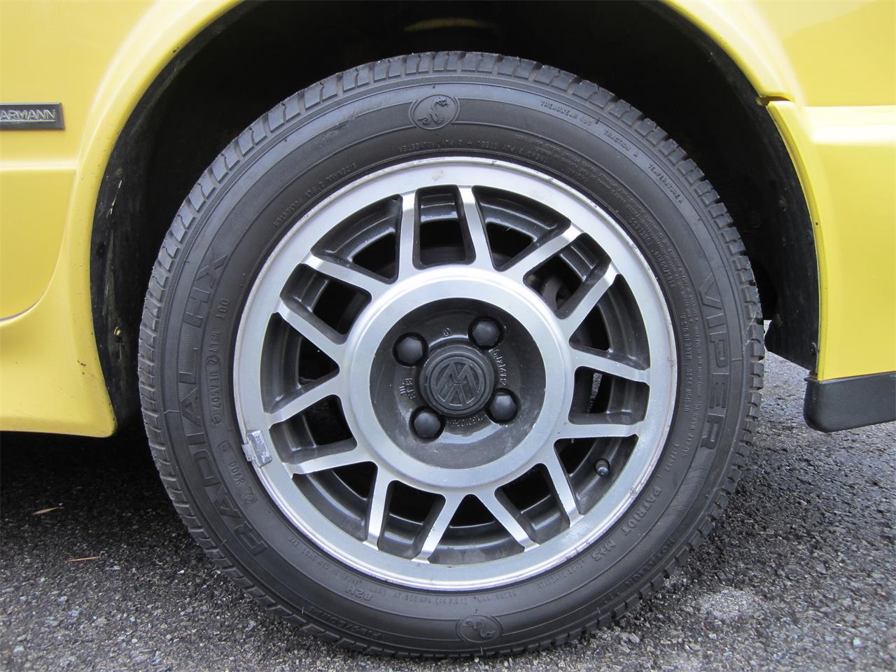 Volkswagen-Cabriolet-1991-Yellow-White-3