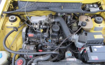 Volkswagen-Cabriolet-1991-Yellow-White-7