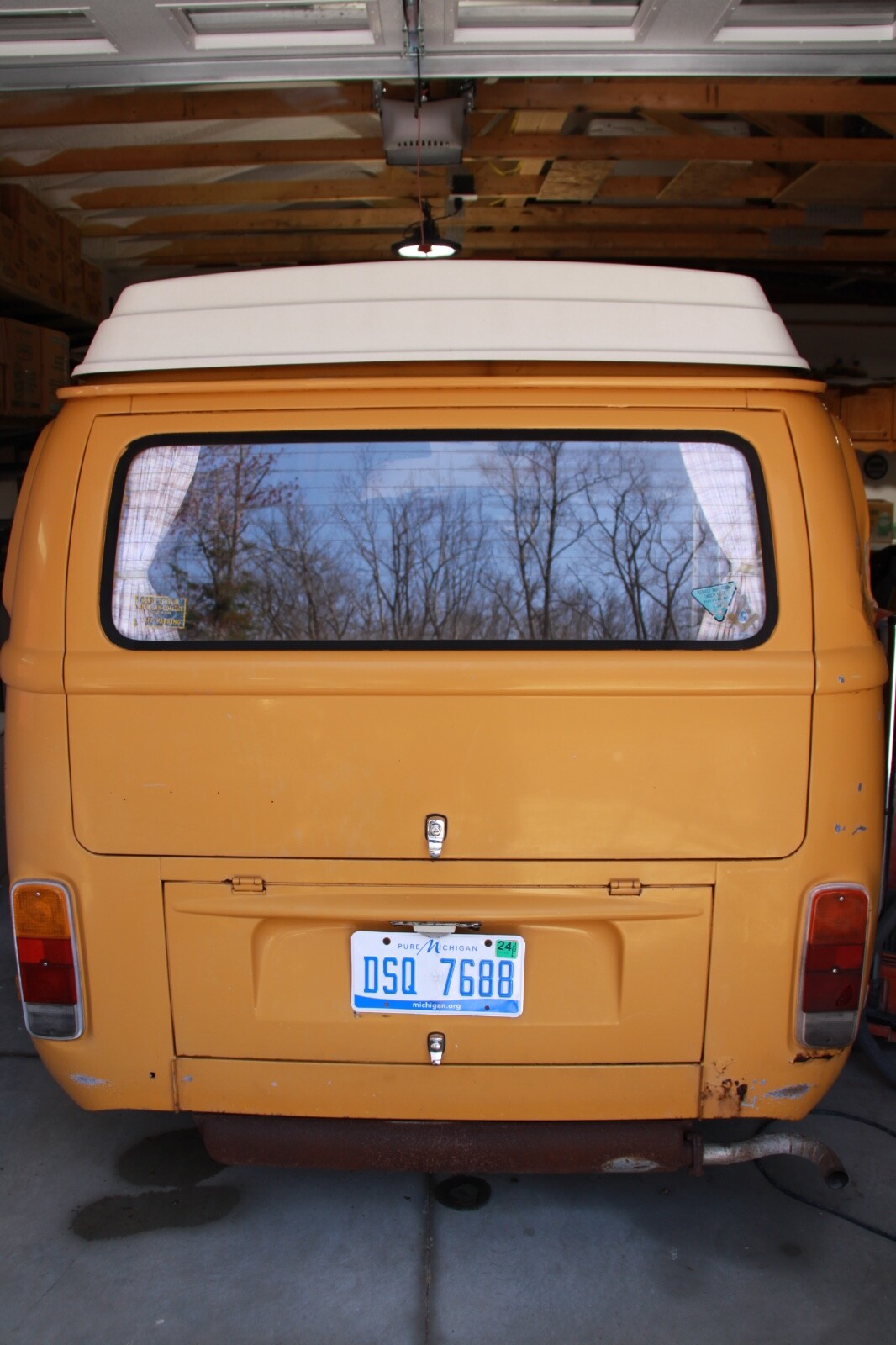 Volkswagen-Campmobile-1972-4