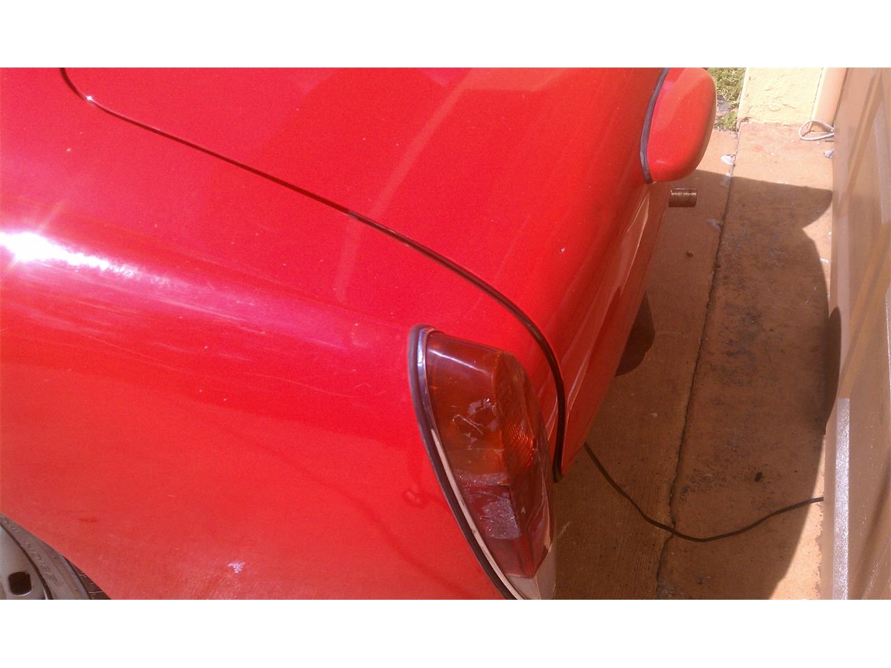 Volkswagen-Convertible-1972-Red-Black-8