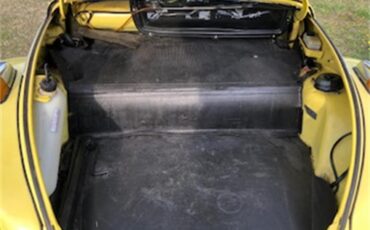 Volkswagen-Convertible-1979-Yellow-Tan-3