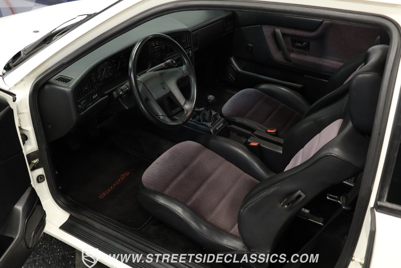 Volkswagen-Corrado-1990-White-Gray-13
