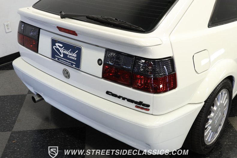 Volkswagen-Corrado-1990-White-Gray-32