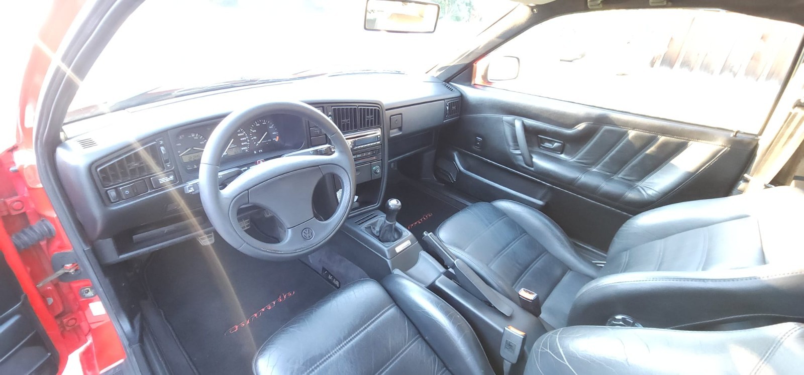 Volkswagen-Corrado-1993-Hatchback-14