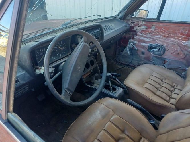 Volkswagen-Dasher-1980-Patina-2
