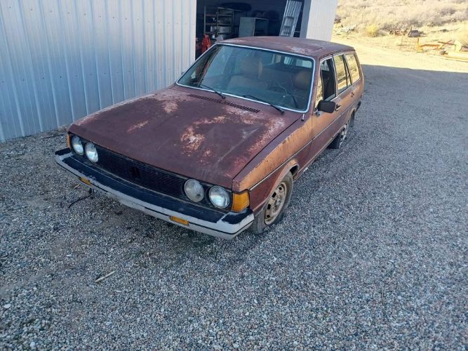 Volkswagen-Dasher-1980-Patina-7