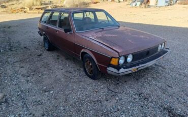 Volkswagen-Dasher-1980-Patina-9