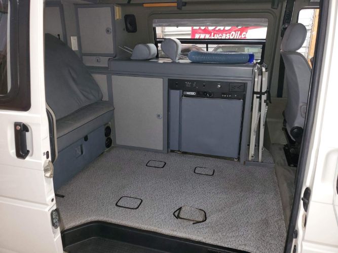 Volkswagen-Eurovan-1995-2