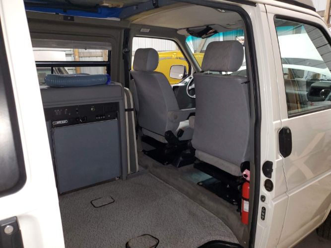 Volkswagen-Eurovan-1995-3