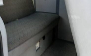 Volkswagen-Eurovan-1995-White-10