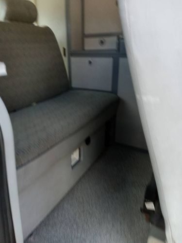 Volkswagen-Eurovan-1995-White-10
