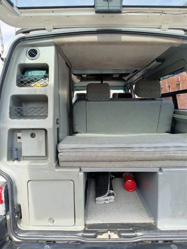 Volkswagen-Eurovan-1995-White-11