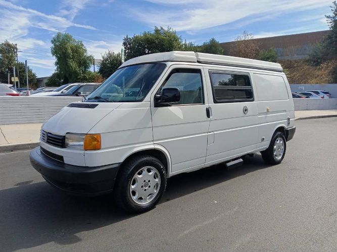 Volkswagen-Eurovan-1995-White-14