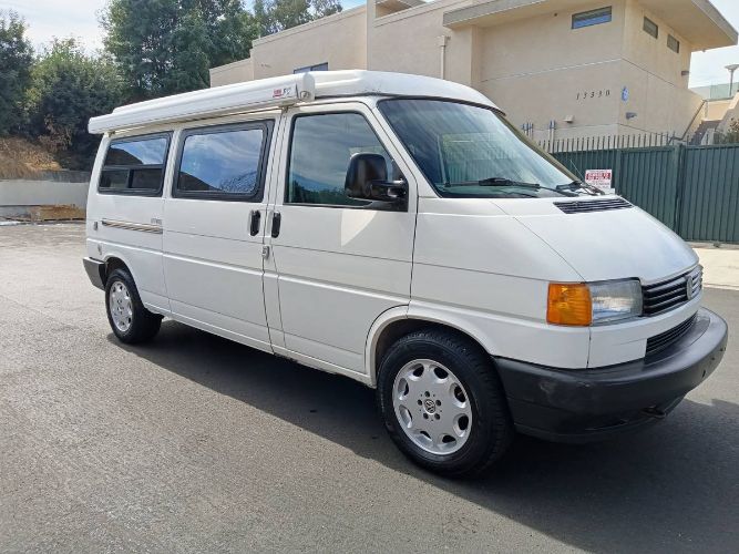 Volkswagen-Eurovan-1995-White-15