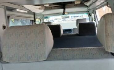 Volkswagen-Eurovan-1995-White-2