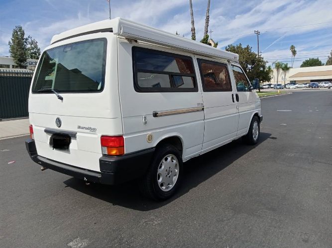 Volkswagen-Eurovan-1995-White-21