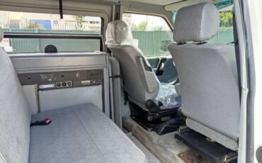 Volkswagen-Eurovan-1995-White-7
