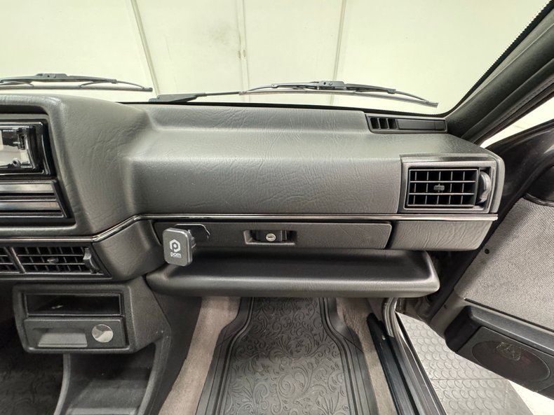 Volkswagen-Jetta-1991-Ascot-Gray-Metallic-Gray-11