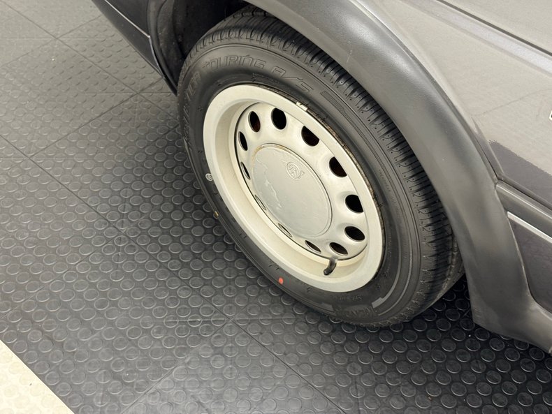 Volkswagen-Jetta-1991-Ascot-Gray-Metallic-Gray-14