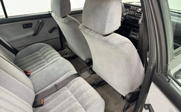 Volkswagen-Jetta-1991-Ascot-Gray-Metallic-Gray-40