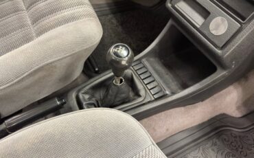 Volkswagen-Jetta-1991-Ascot-Gray-Metallic-Gray-42