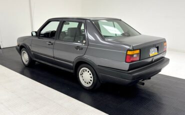 Volkswagen-Jetta-1991-Ascot-Gray-Metallic-Gray-6