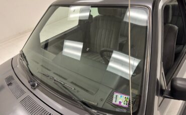 Volkswagen-Jetta-1991-Sedan-10