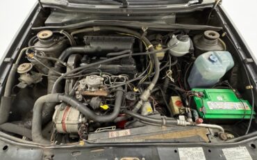 Volkswagen-Jetta-1991-Sedan-23