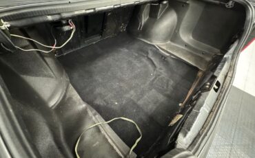Volkswagen-Jetta-1991-Sedan-26