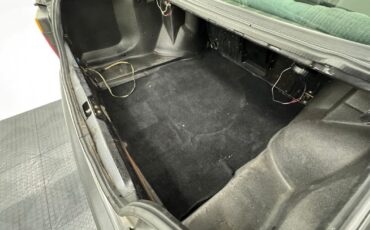Volkswagen-Jetta-1991-Sedan-28