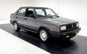 Volkswagen-Jetta-1991-Sedan-6