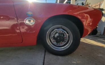 Volkswagen-Karmann-Ghia-1962-Convertible-12
