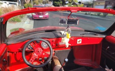 Volkswagen-Karmann-Ghia-1962-Convertible-23