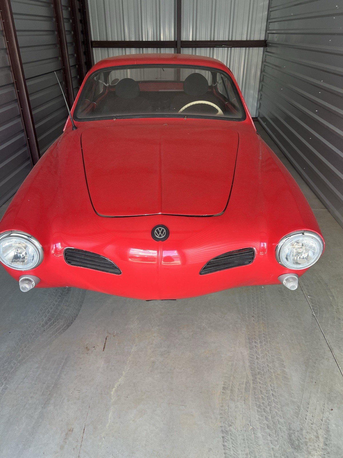 Volkswagen-Karmann-Ghia-1963-Coupe