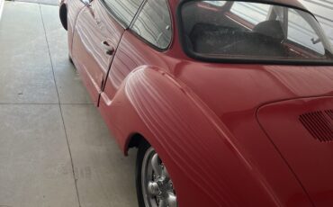 Volkswagen-Karmann-Ghia-1963-Coupe-4