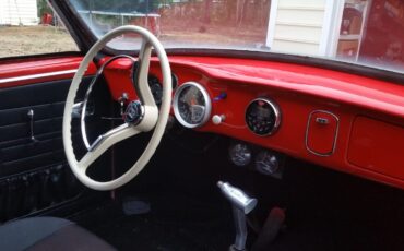 Volkswagen-Karmann-Ghia-1963-Coupe-9