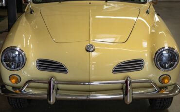Volkswagen-Karmann-Ghia-1964-2-Door-Coupe-14