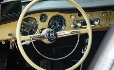 Volkswagen-Karmann-Ghia-1964-2-Door-Coupe-33