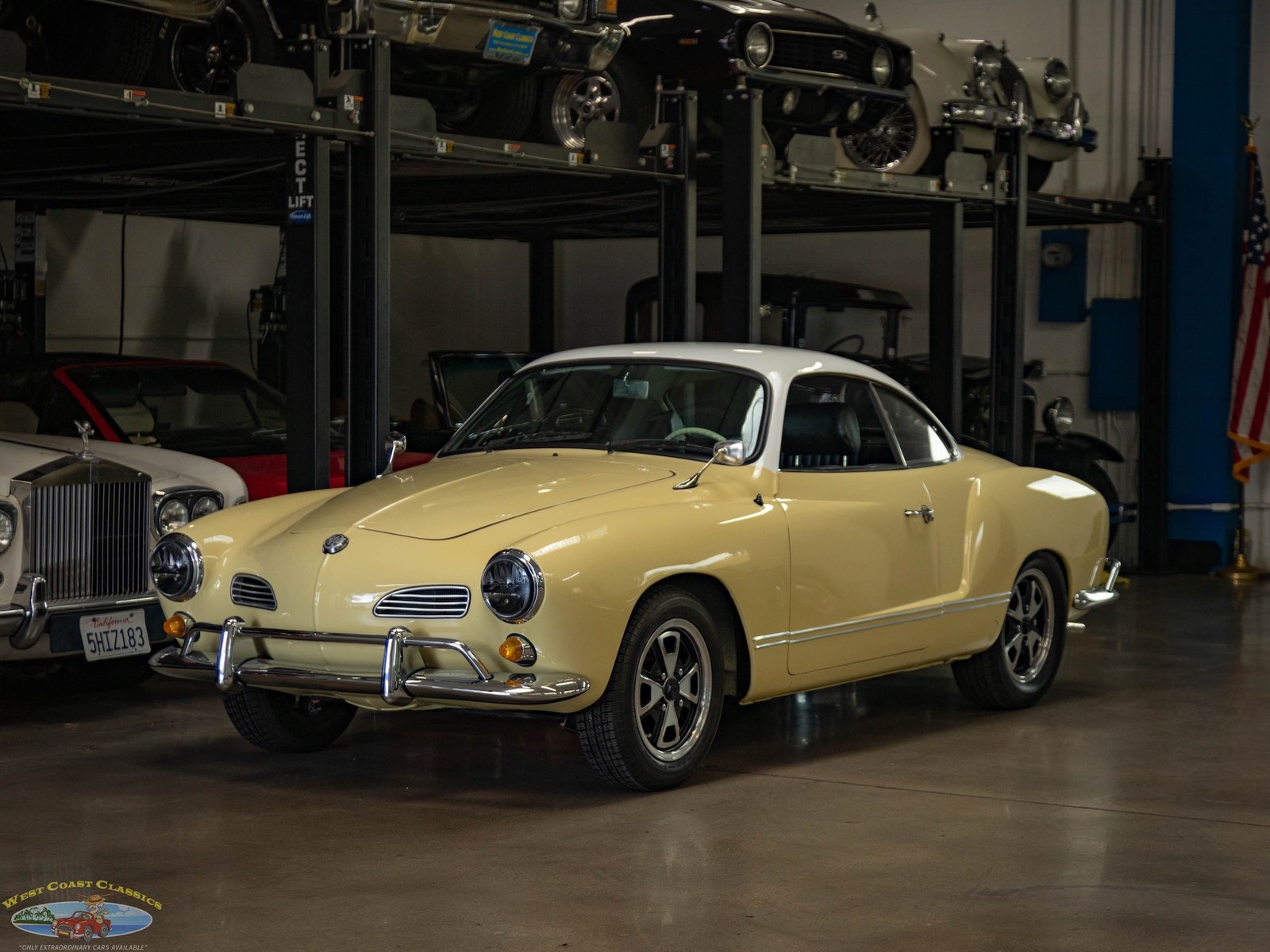 Volkswagen-Karmann-Ghia-1964-2-Door-Coupe