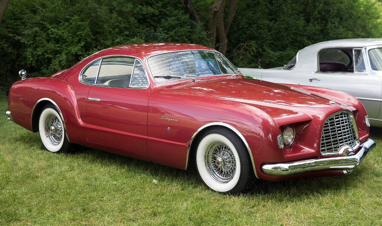 Volkswagen-Karmann-Ghia-1965-Coupe-10