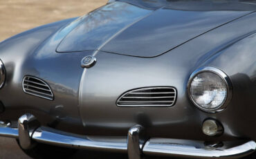 Volkswagen-Karmann-Ghia-1965-Coupe-5