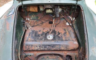 Volkswagen-Karmann-Ghia-1969-Convertible-22