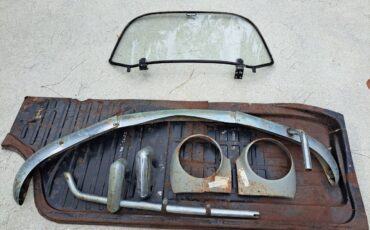 Volkswagen-Karmann-Ghia-1969-Convertible-28