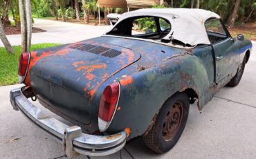 Volkswagen-Karmann-Ghia-1969-Convertible-6