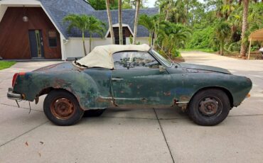 Volkswagen-Karmann-Ghia-1969-Convertible-7