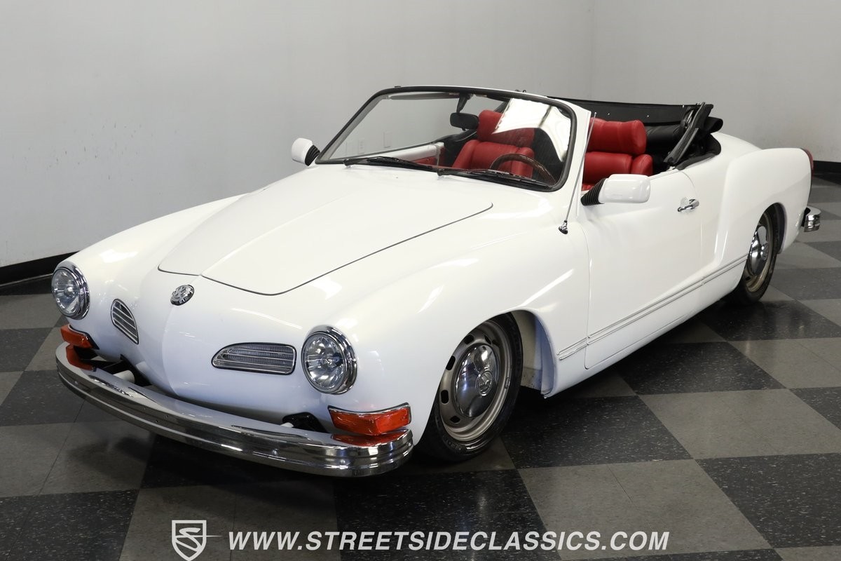 Volkswagen-Karmann-Ghia-1973-Convertible-17