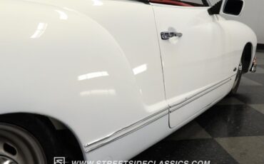 Volkswagen-Karmann-Ghia-1973-Convertible-26