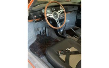 Volkswagen-Karmann-ghia-1970-Orange-Black-9