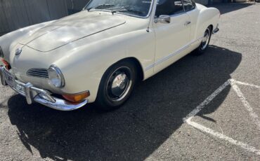 Volkswagen-Karmann-ghia-1971-White-Black