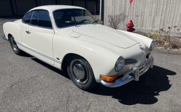 Volkswagen-Karmann-ghia-1971-White-Black-9